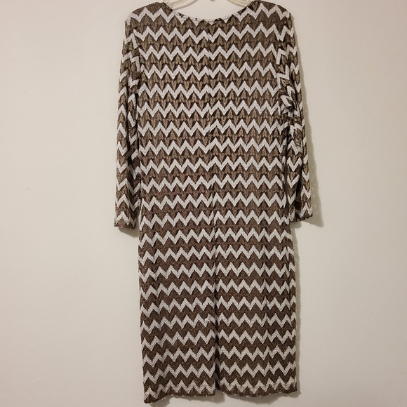 Ronni Nicole Taupe/Ivory/Gold Embroidered Chevron Print Sheath Dress Size 14 - Picture 4 of 9